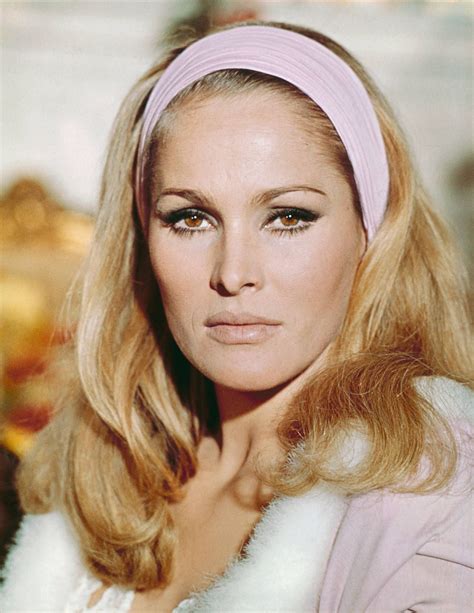 ursula andress nuda|10 Most Paused James Bond Moments – Page 2